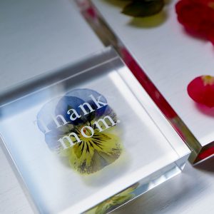 母の日に感謝を込めて Sola tileの無料ラッピングをご用意しております。