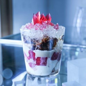 「赤の水晶パフェ」提供のお知らせ